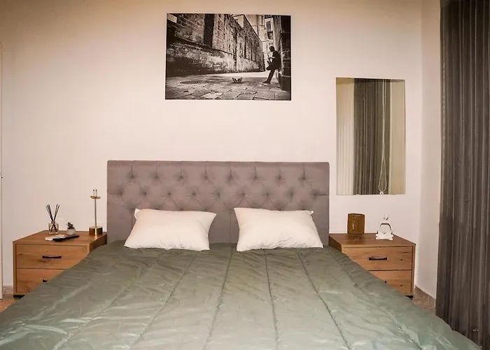 Appartement Fully Renovated And Comfortable Apartment! *